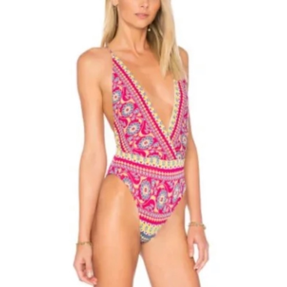 Soah Soul of a Hippie NWT One Piece Swimsuit 🔥